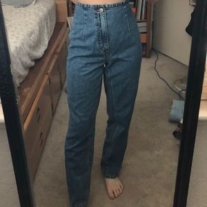 BDG high waisted pocketless jeans